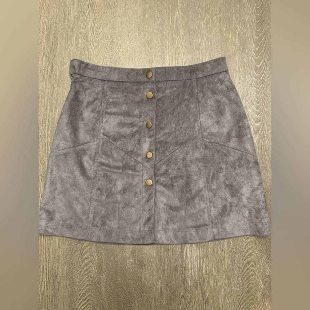 BOUTIQUE SHOE FLY GREY BUTTON UP FAUX SUEDE MINI SKIRT - *altered* SKU:236